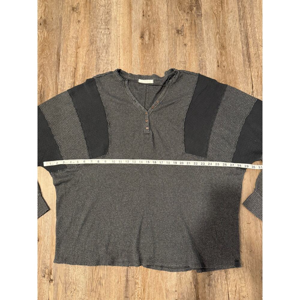 Free People Womens Callisto Pieced Henley Size Large - Picture 6 of 9